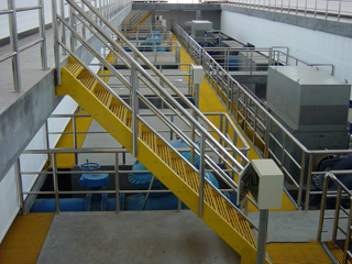工厂楼梯踏步板钢梯工程